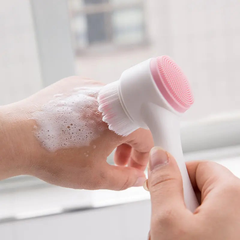 Facial Cleansing Brush